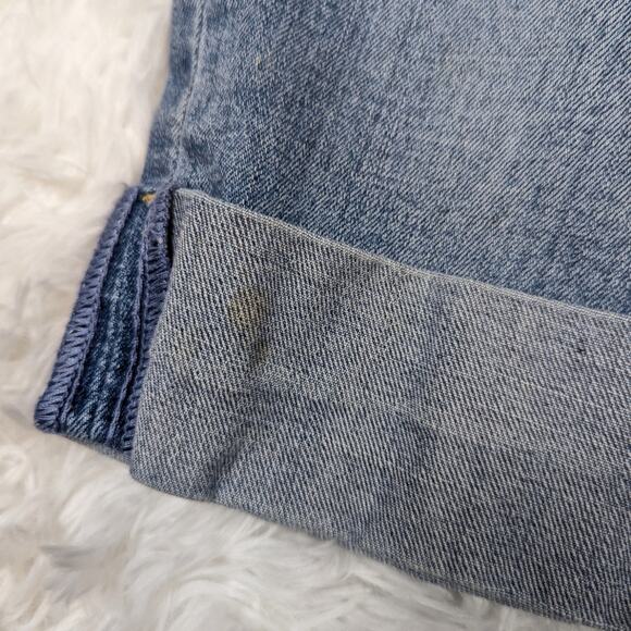 Y2K Seven7 Lightly Distressed Lightwash Cuffed Capri Style Jeans Size 8 - Picture 11 of 15